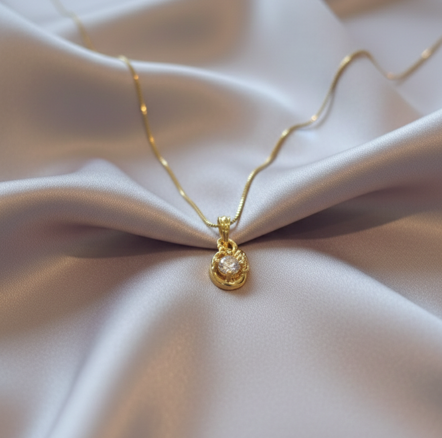 Spiral crystal pendant